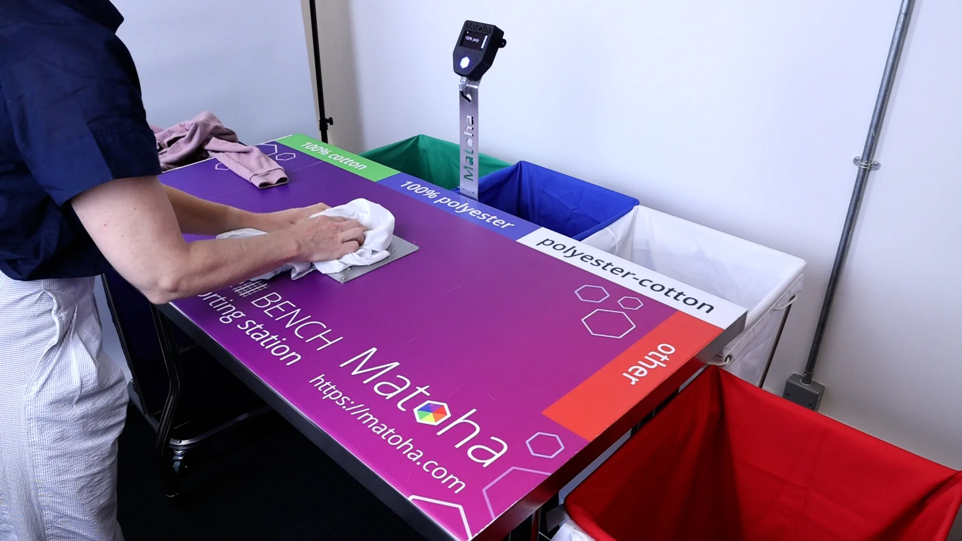 FabriTell bench in use on sorting floor