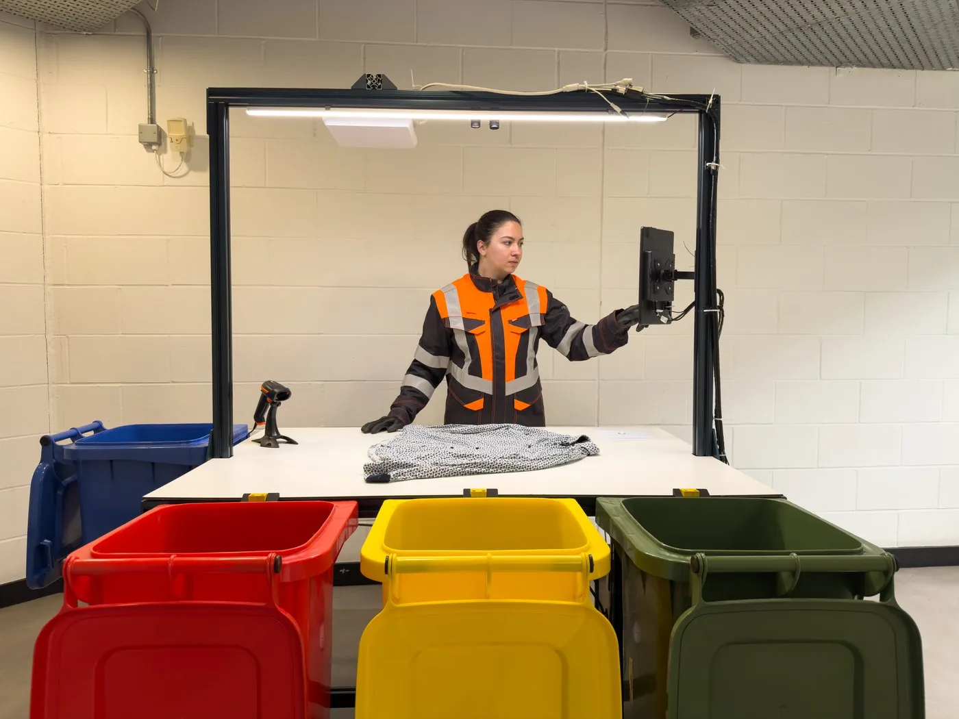 NIR scanner arm