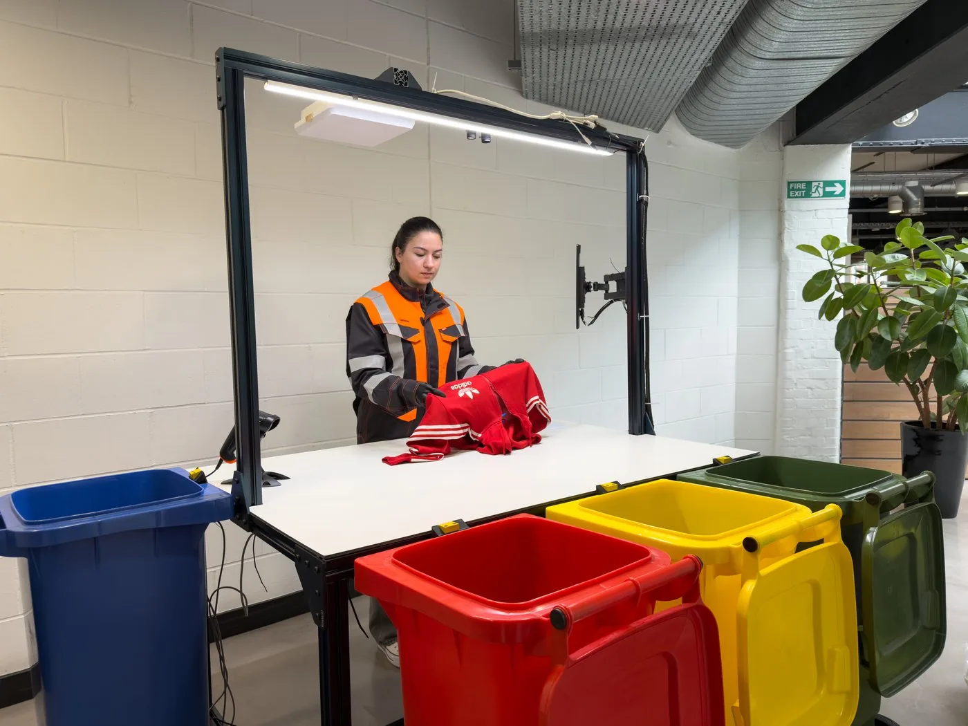 Full S-Bench station with colour-coded sorting bins